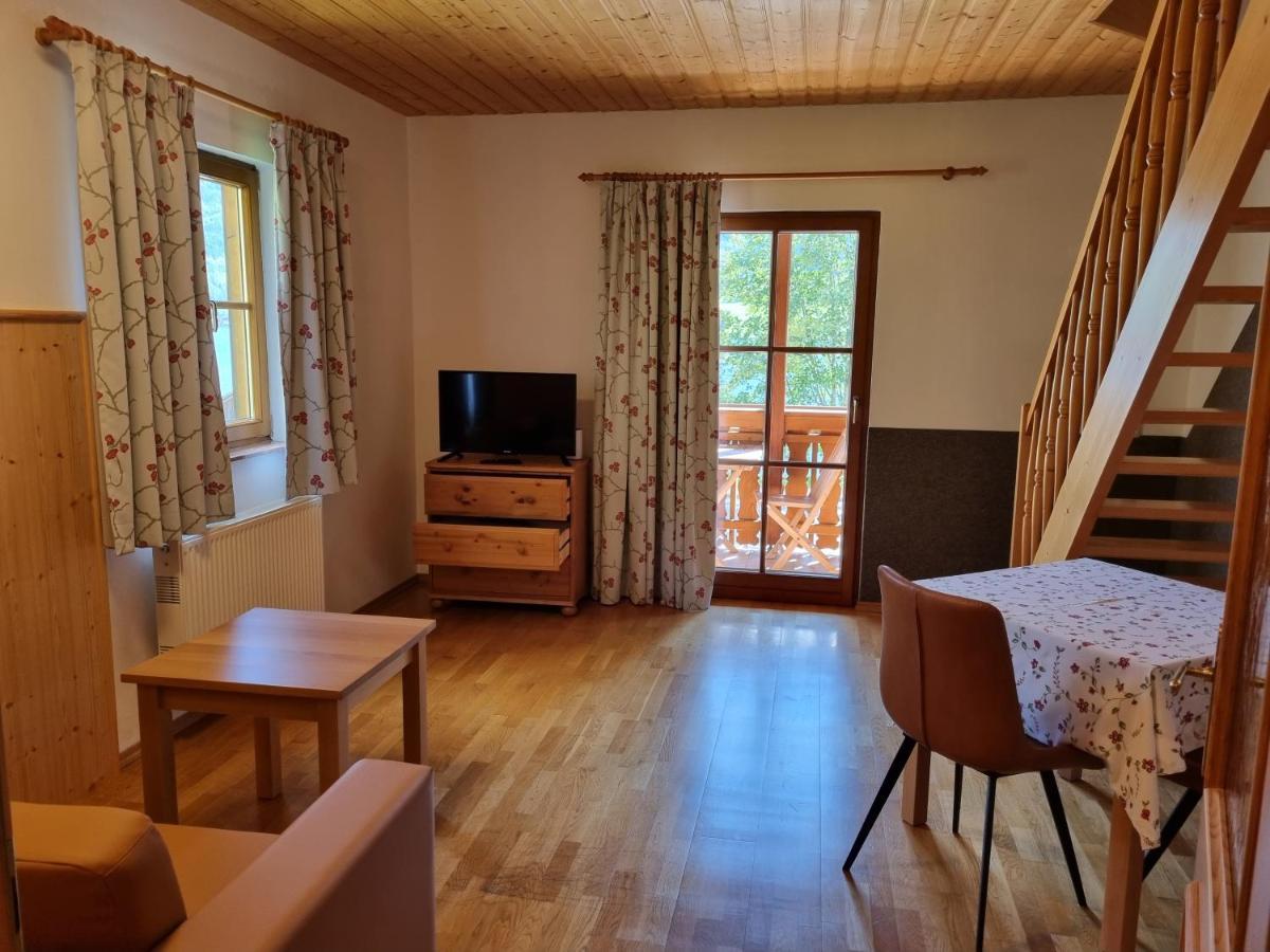 Pension Ladner Grundlsee Exterior foto